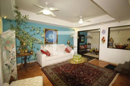 Casa à venda com 570m², 8 quartos e 2 vagassala 2