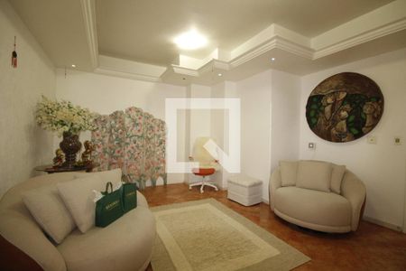 Casa à venda com 570m², 8 quartos e 2 vagasquarto 4