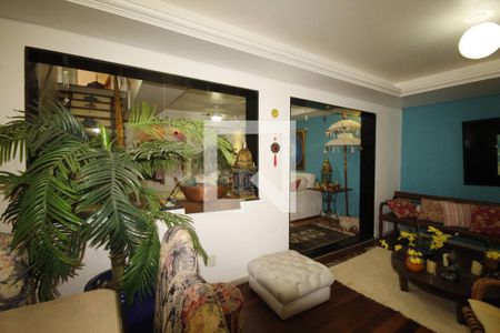 Casa à venda com 570m², 8 quartos e 2 vagassala 2