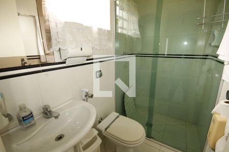 Casa à venda com 570m², 8 quartos e 2 vagasbanheiro 2