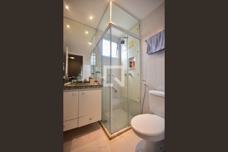 Apartamento à venda com 96m², 2 quartos e 2 vagas Apartamento à venda com 96m², 2 quartos e 2 vagasBanheiro