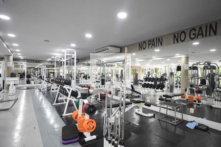 Apartamento à venda com 96m², 2 quartos e 2 vagas Apartamento à venda com 96m², 2 quartos e 2 vagasAcademia