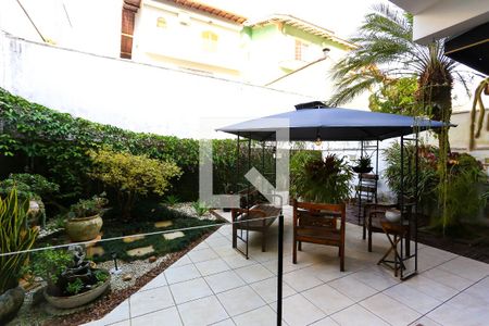 Quintal de casa de condomínio para alugar com 4 quartos, 340m² em Parque Monte Alegre, Taboão da Serra