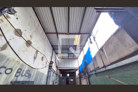 Casa à venda com 300m², 2 quartos e sem vaga Casa à venda com 300m², 2 quartos e sem vagaGaragem 2