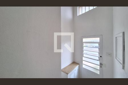 Casa à venda com 300m², 2 quartos e sem vaga Casa à venda com 300m², 2 quartos e sem vagaDetalhe