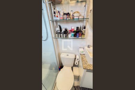 Apartamento à venda com 56m², 2 quartos e 2 vagasBanheiro da Suíte