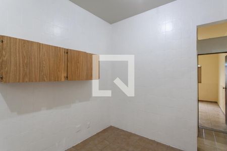 Casa à venda com 90m², 2 quartos e 2 vagas Casa à venda com 90m², 2 quartos e 2 vagasCozinha