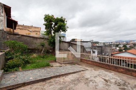 Casa à venda com 90m², 2 quartos e 2 vagas Casa à venda com 90m², 2 quartos e 2 vagasOutros