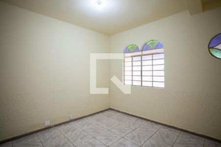 Suíte de casa à venda com 2 quartos, 90m² em Santa Rosa, Belo Horizonte