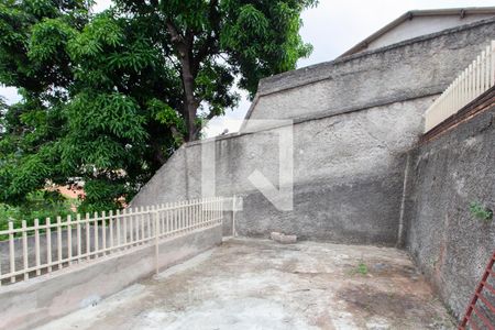 Casa à venda com 90m², 2 quartos e 2 vagas Casa à venda com 90m², 2 quartos e 2 vagasOutros