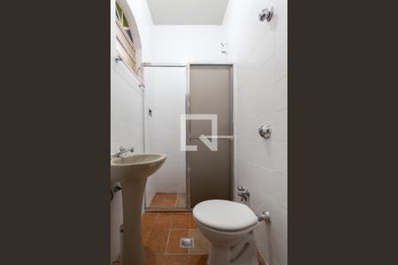 Casa à venda com 90m², 2 quartos e 2 vagas Casa à venda com 90m², 2 quartos e 2 vagasBanheiro da Suíte