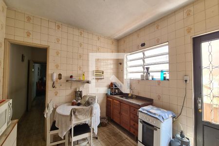 Casa de condomínio à venda com 220m², 3 quartos e 2 vagasCozinha