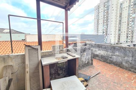 Casa de condomínio à venda com 220m², 3 quartos e 2 vagasQuintal