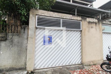 Casa para alugar com 65m², 2 quartos e 1 vagaFachada