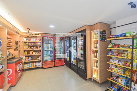 Apartamento para alugar com 44m², 2 quartos e sem vaga Apartamento para alugar com 44m², 2 quartos e sem vagaMercado