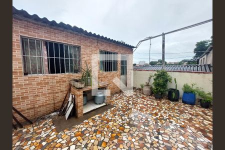 Casa à venda com 126m², 3 quartos e 2 vagas Casa à venda com 126m², 3 quartos e 2 vagasQuintal da Edícula