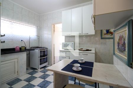 Apartamento para alugar com 90m², 2 quartos e 1 vaga Apartamento para alugar com 90m², 2 quartos e 1 vagaCozinha