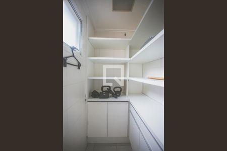 Apartamento para alugar com 98m², 2 quartos e 2 vagasDispensa