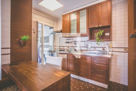 Apartamento para alugar com 98m², 2 quartos e 2 vagasCozinha