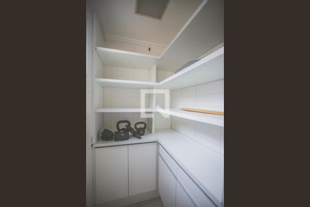 Apartamento para alugar com 98m², 2 quartos e 2 vagasDispensa