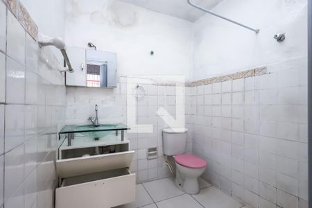 Casa para alugar com 80m², 2 quartos e sem vaga Casa para alugar com 80m², 2 quartos e sem vagaBanheiro