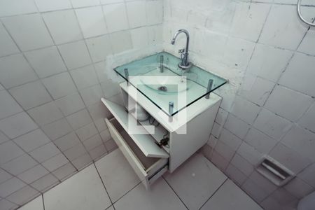 Casa para alugar com 80m², 2 quartos e sem vaga Casa para alugar com 80m², 2 quartos e sem vagaBanheiro