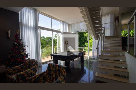Sala de casa de condomínio à venda com 5 quartos, 350m² em Vargem Grande, Rio de Janeiro