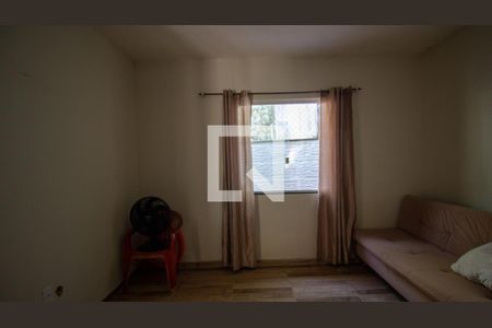 Casa de condomínio à venda com 350m², 5 quartos e 6 vagasEdícula - Quarto 2