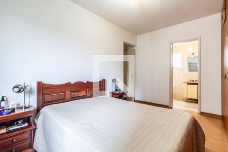 Apartamento à venda com 130m², 3 quartos e 1 vagaSuíte