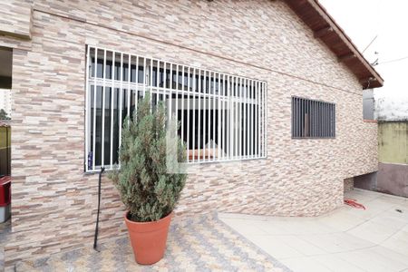 Casa à venda com 225m², 3 quartos e 3 vagas Casa à venda com 225m², 3 quartos e 3 vagasGaragem