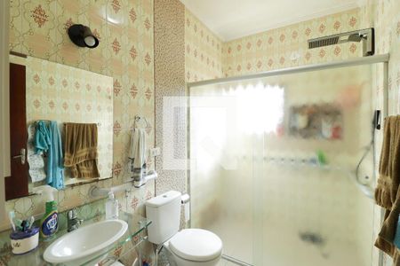 Casa à venda com 225m², 3 quartos e 3 vagas Casa à venda com 225m², 3 quartos e 3 vagasBanheiro