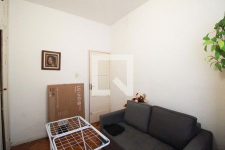 Quarto 1 de apartamento para alugar com 2 quartos, 53m² em Copacabana, Rio de Janeiro