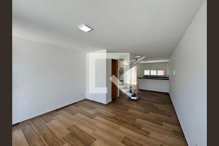 Sala de casa de condomínio à venda com 3 quartos, 88m² em Vargem Pequena, Rio de Janeiro