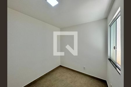 Casa de condomínio à venda com 88m², 3 quartos e 1 vagaQuarto 1