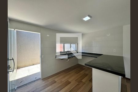 Casa de condomínio à venda com 88m², 3 quartos e 1 vagaCozinha