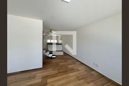 Sala de casa de condomínio à venda com 3 quartos, 88m² em Vargem Pequena, Rio de Janeiro