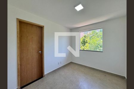 Suíte de casa de condomínio à venda com 3 quartos, 88m² em Vargem Pequena, Rio de Janeiro