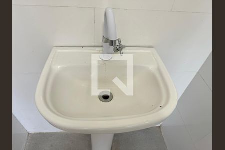 Suíte - Banheiro de casa de condomínio à venda com 3 quartos, 88m² em Vargem Pequena, Rio de Janeiro