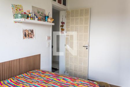 Apartamento à venda com 109m², 4 quartos e 2 vagasQuarto 2