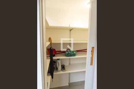 Apartamento para alugar com 84m², 2 quartos e 2 vagas Apartamento para alugar com 84m², 2 quartos e 2 vagasDespensa