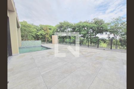 Casa de condomínio à venda com 417m², 4 quartos e 4 vagasPiscina