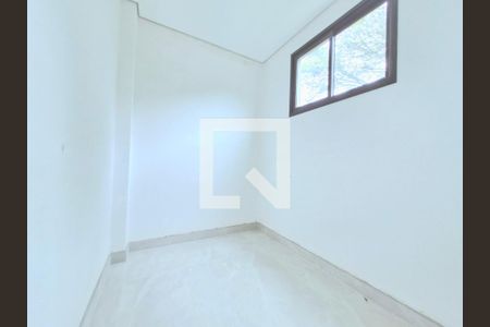 Casa de condomínio à venda com 417m², 4 quartos e 4 vagasÁrea de serviço