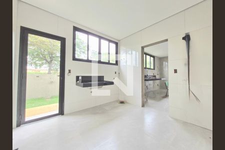 Casa de condomínio à venda com 417m², 4 quartos e 4 vagasÁrea de serviço