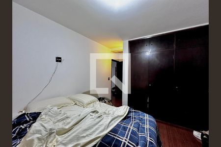 Casa à venda com 250m², 3 quartos e 4 vagas Casa à venda com 250m², 3 quartos e 4 vagasSuíte 2