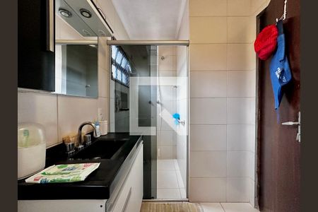 Casa à venda com 250m², 3 quartos e 4 vagas Casa à venda com 250m², 3 quartos e 4 vagasBanheiro Social