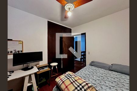 Casa à venda com 250m², 3 quartos e 4 vagas Casa à venda com 250m², 3 quartos e 4 vagasQuarto 3