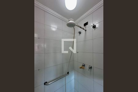 Casa à venda com 250m², 3 quartos e 4 vagas Casa à venda com 250m², 3 quartos e 4 vagasBanheiro Suíte 2