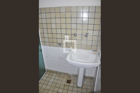 Apartamento para alugar com 65m², 3 quartos e 1 vagaÁrea de Serviço