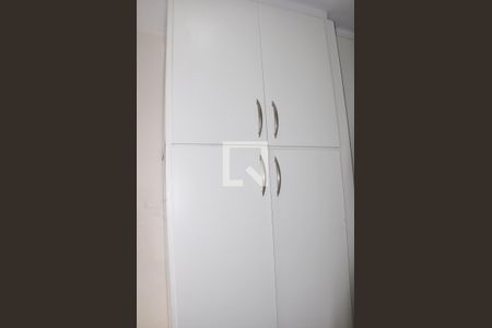 Apartamento para alugar com 65m², 3 quartos e 1 vagaÁrea de Serviço