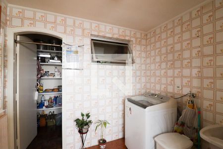 Apartamento à venda com 110m², 3 quartos e 2 vagasÁrea de Serviço e Banheiro de Serviço